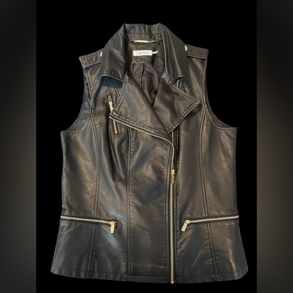 EUC Leather-like Black Vest with Decorative Front and Side Zippers - Picture 1 of 4